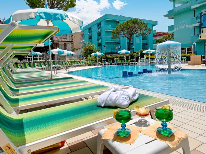 media.piscine-esterne-hotel-morigi (20)